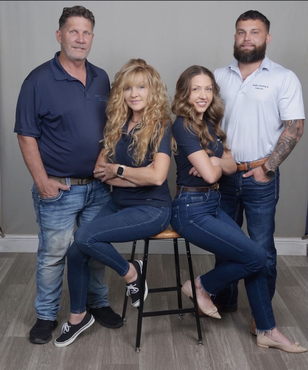 Buddy's Roofing family team in Tampa, FL